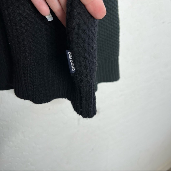 BARBOUR “Talon" Crewneck Sweater in Moss - Picture 4 of 6